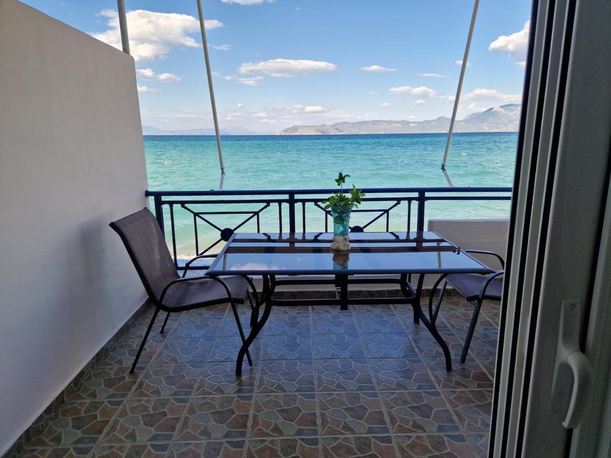 Апартаменты Korinthian Sea View Nerantza Экстерьер фото