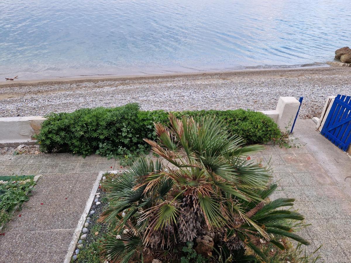 Апартаменты Korinthian Sea View Nerantza Экстерьер фото