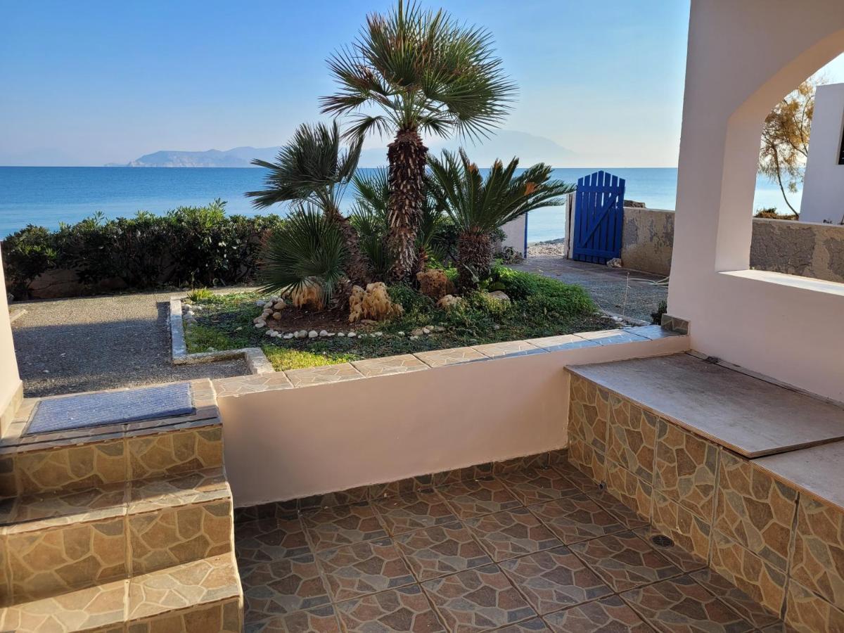 Апартаменты Korinthian Sea View Nerantza Экстерьер фото