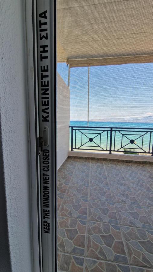 Апартаменты Korinthian Sea View Nerantza Экстерьер фото
